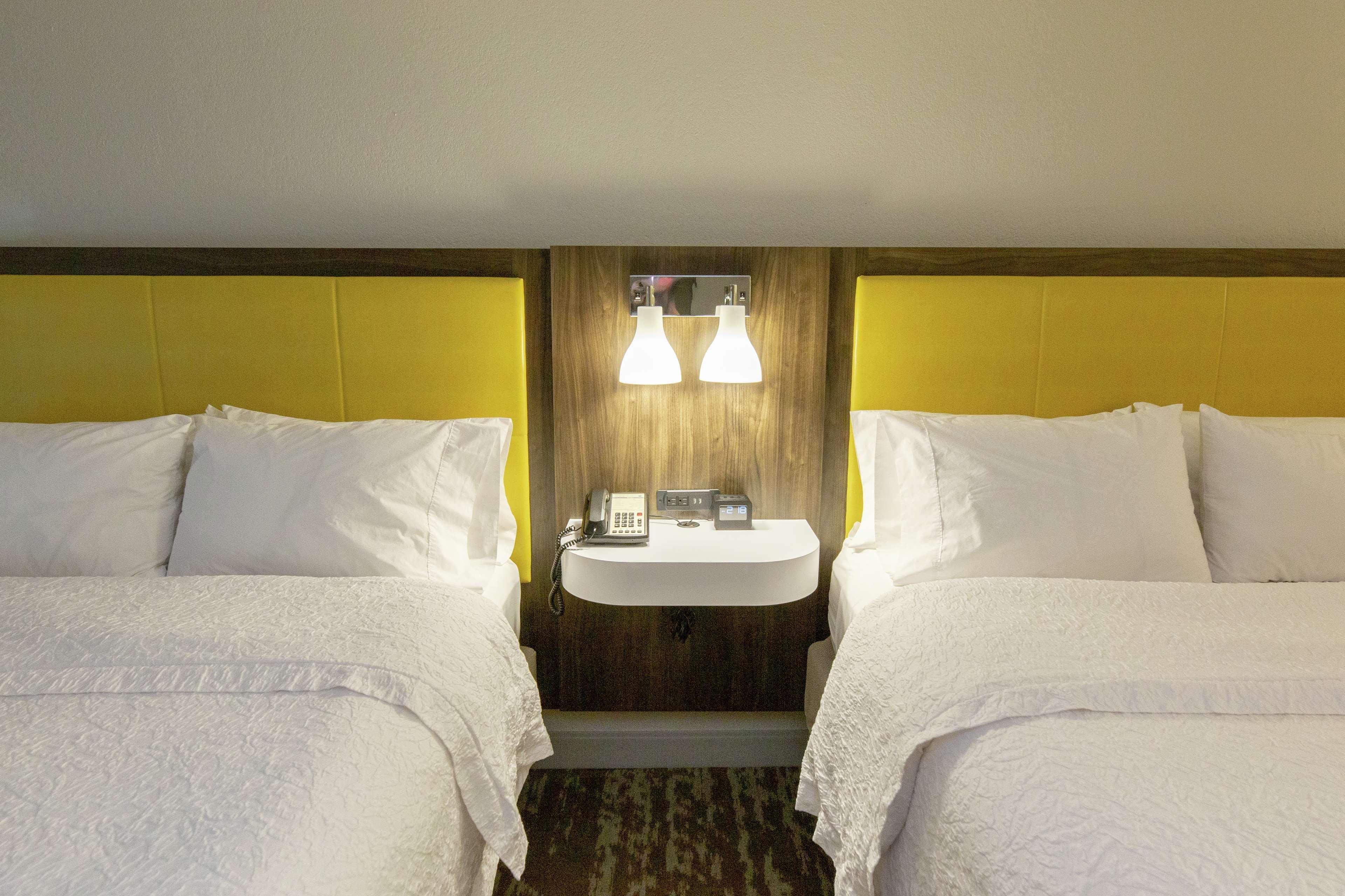 Hampton Inn & Suites Raleigh Cary Lenovo Center Extérieur photo