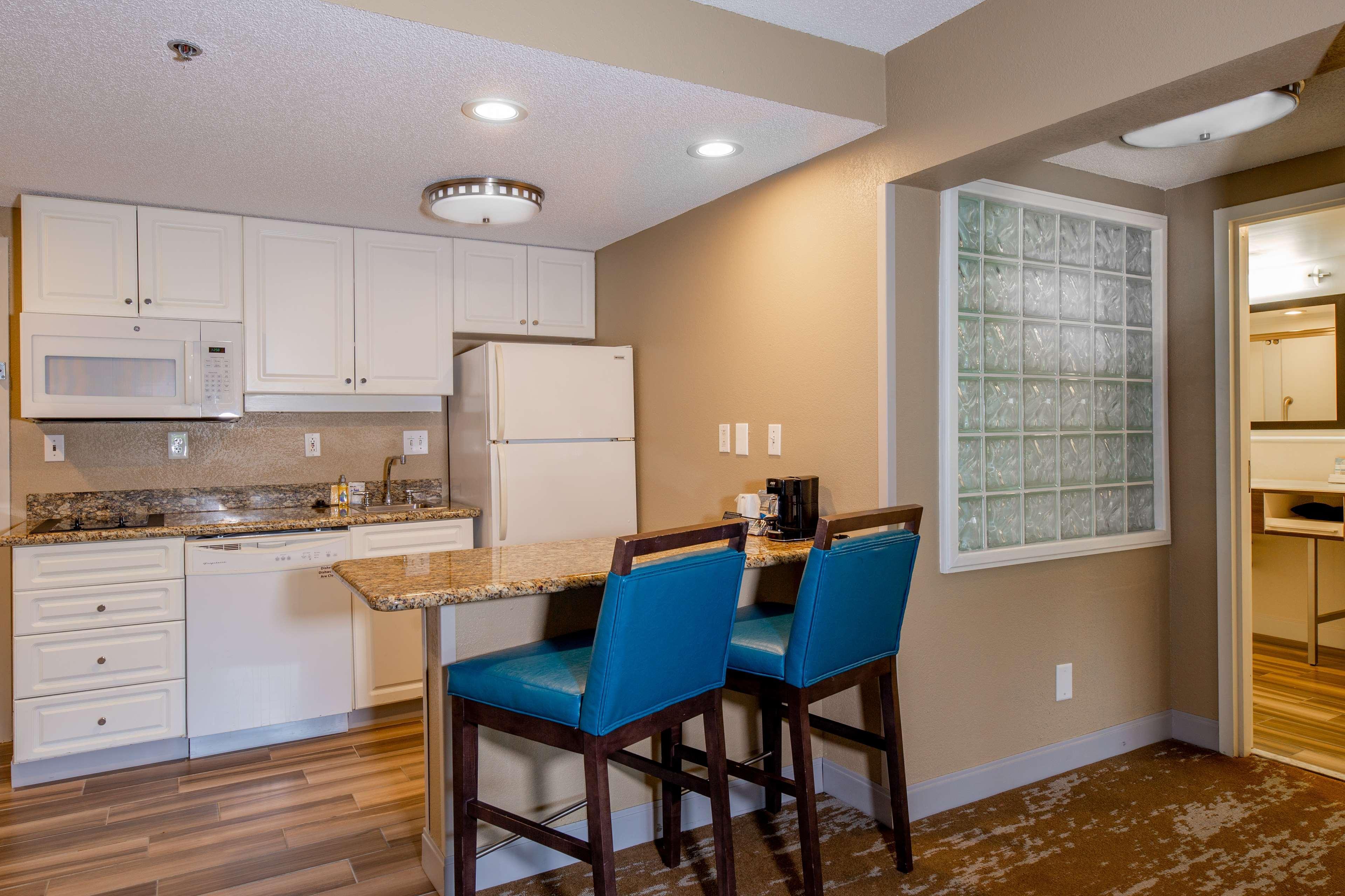 Hampton Inn & Suites Raleigh Cary Lenovo Center Extérieur photo