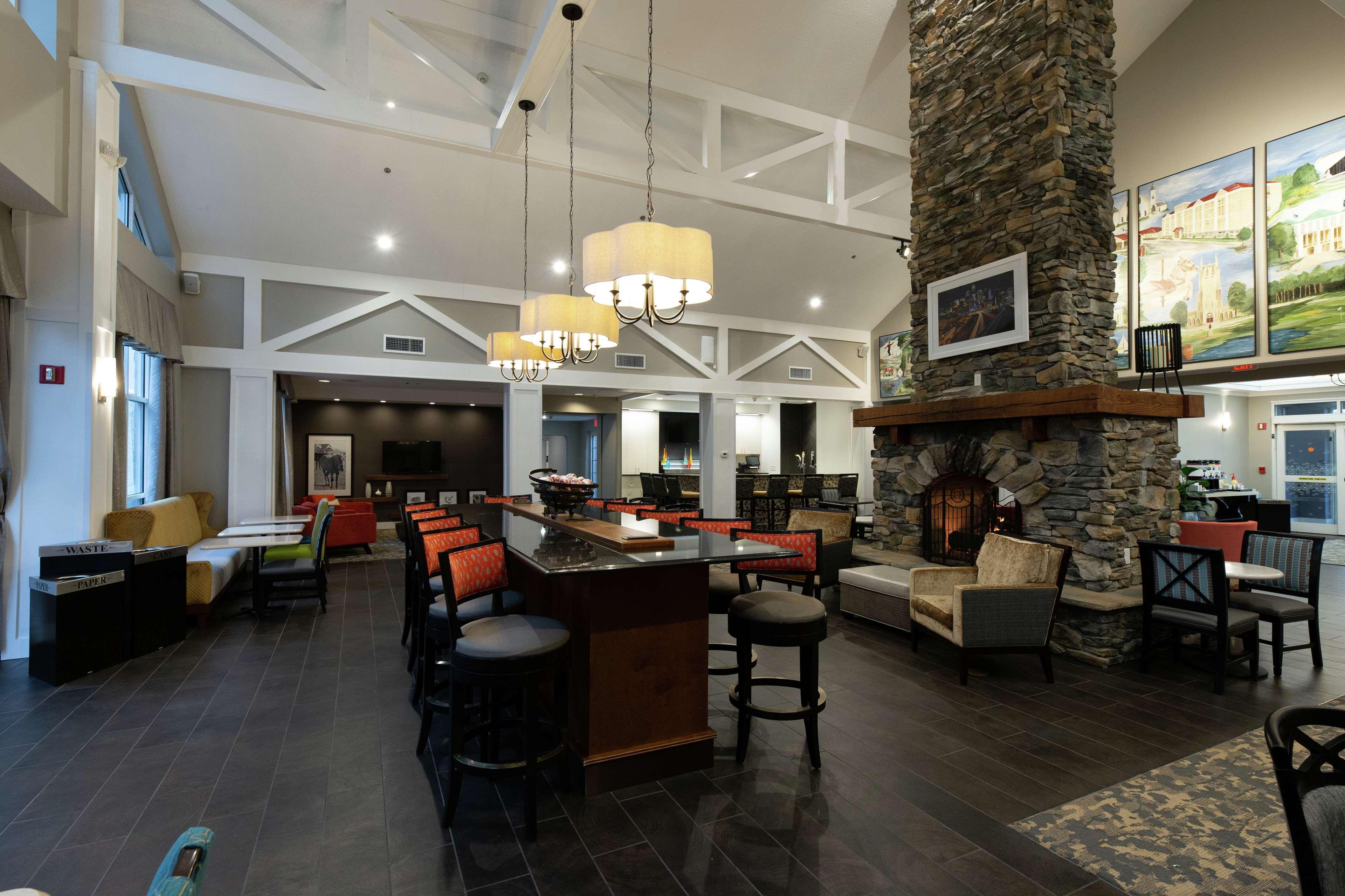 Hampton Inn & Suites Raleigh Cary Lenovo Center Extérieur photo