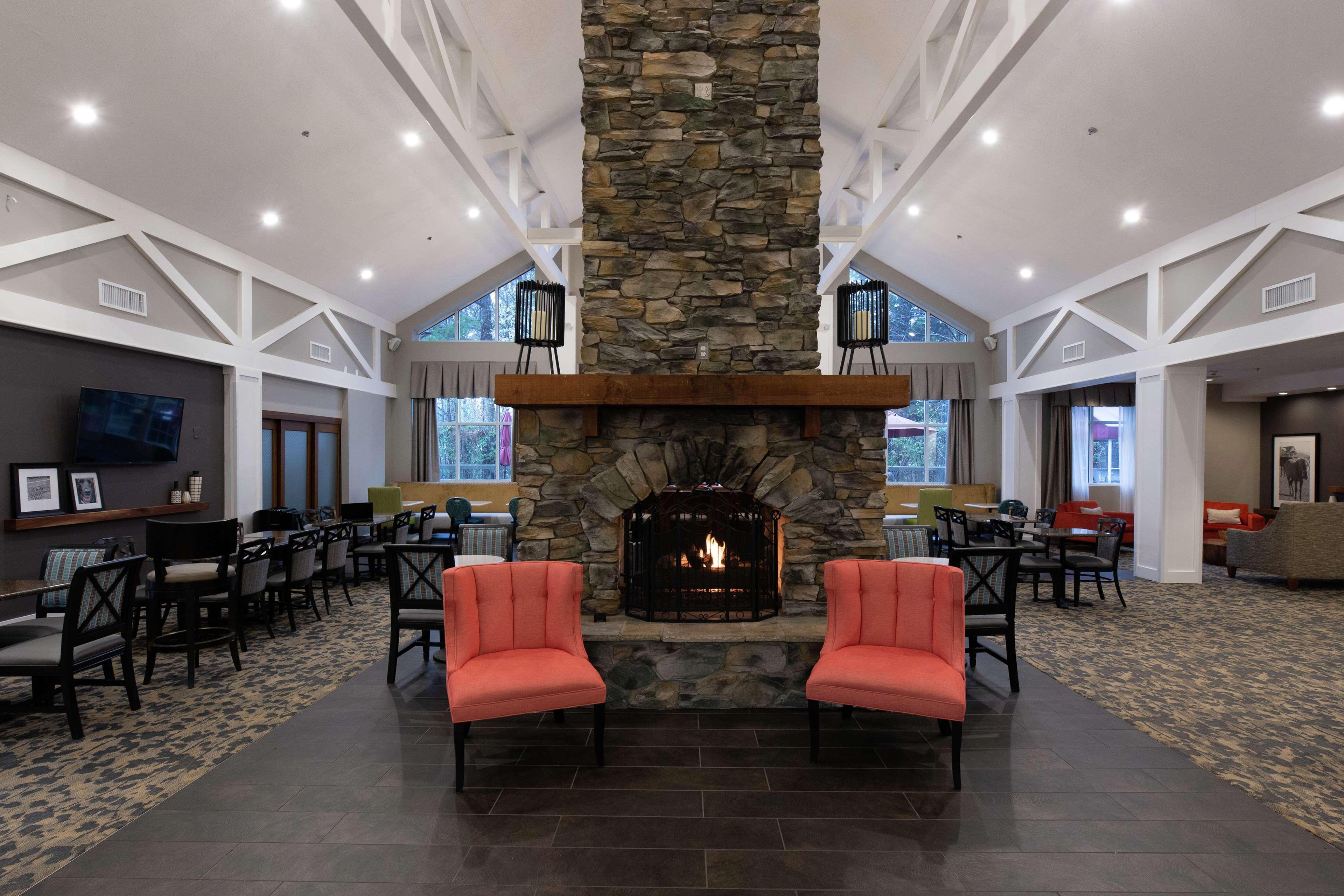 Hampton Inn & Suites Raleigh Cary Lenovo Center Extérieur photo