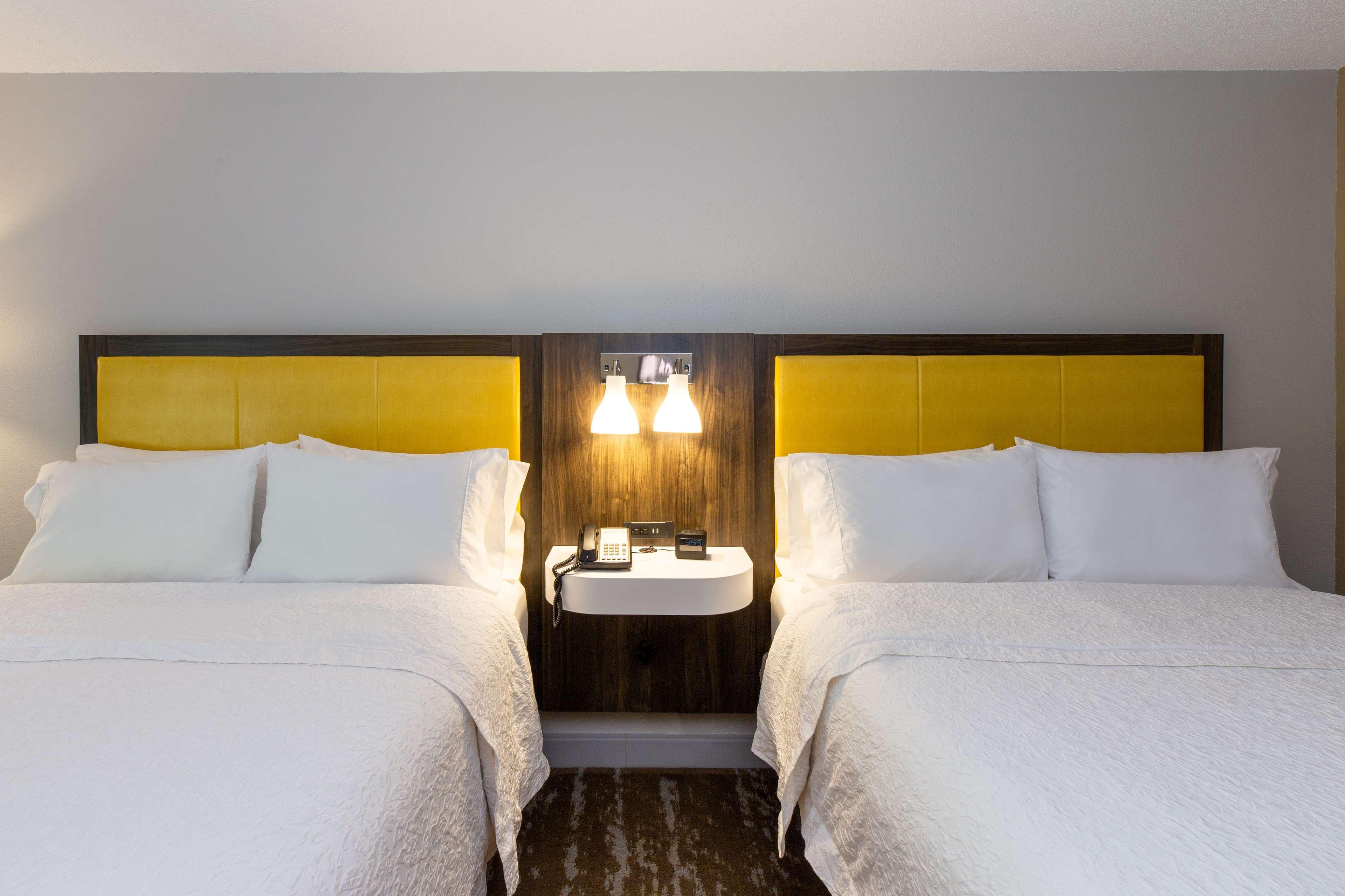 Hampton Inn & Suites Raleigh Cary Lenovo Center Extérieur photo