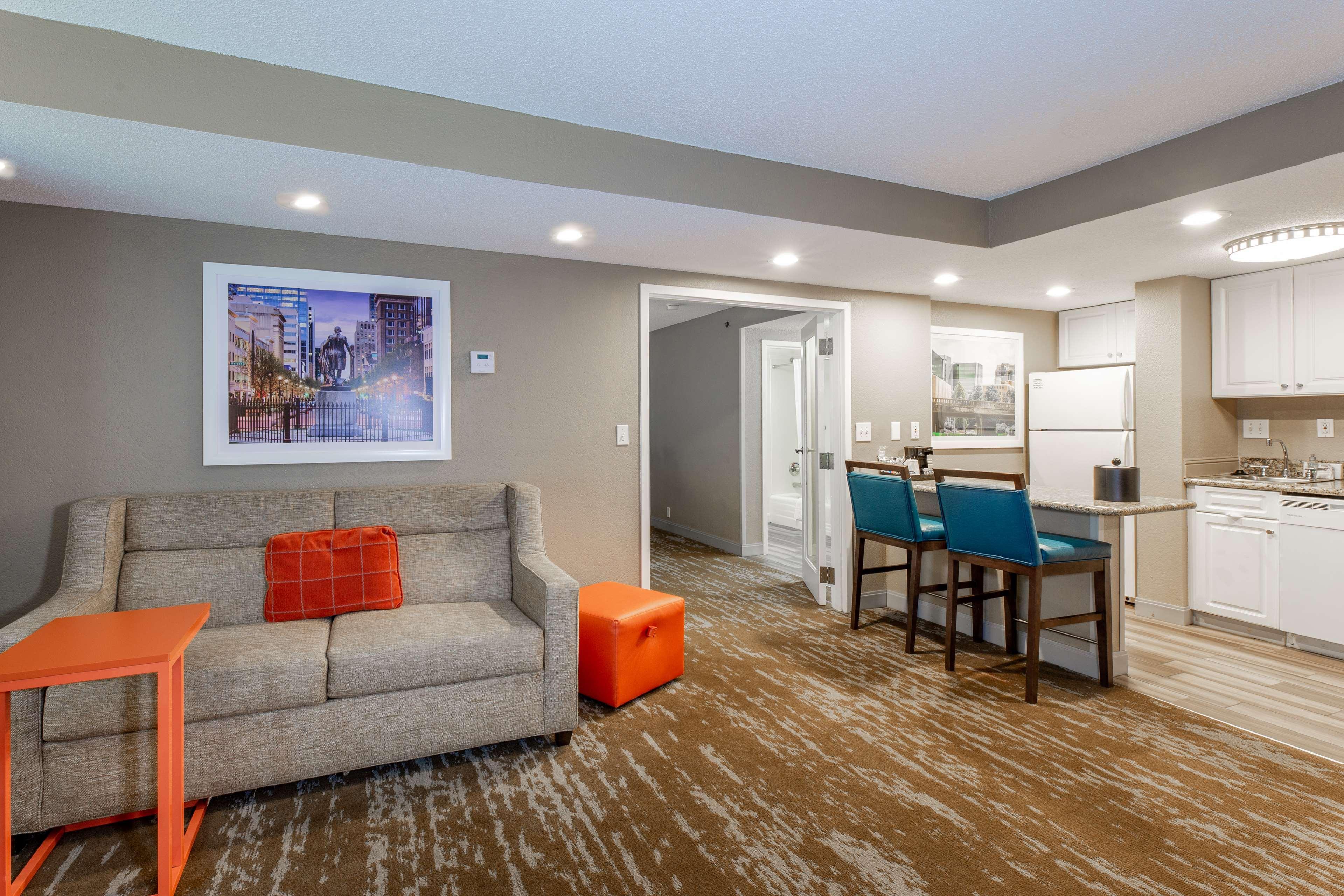 Hampton Inn & Suites Raleigh Cary Lenovo Center Extérieur photo